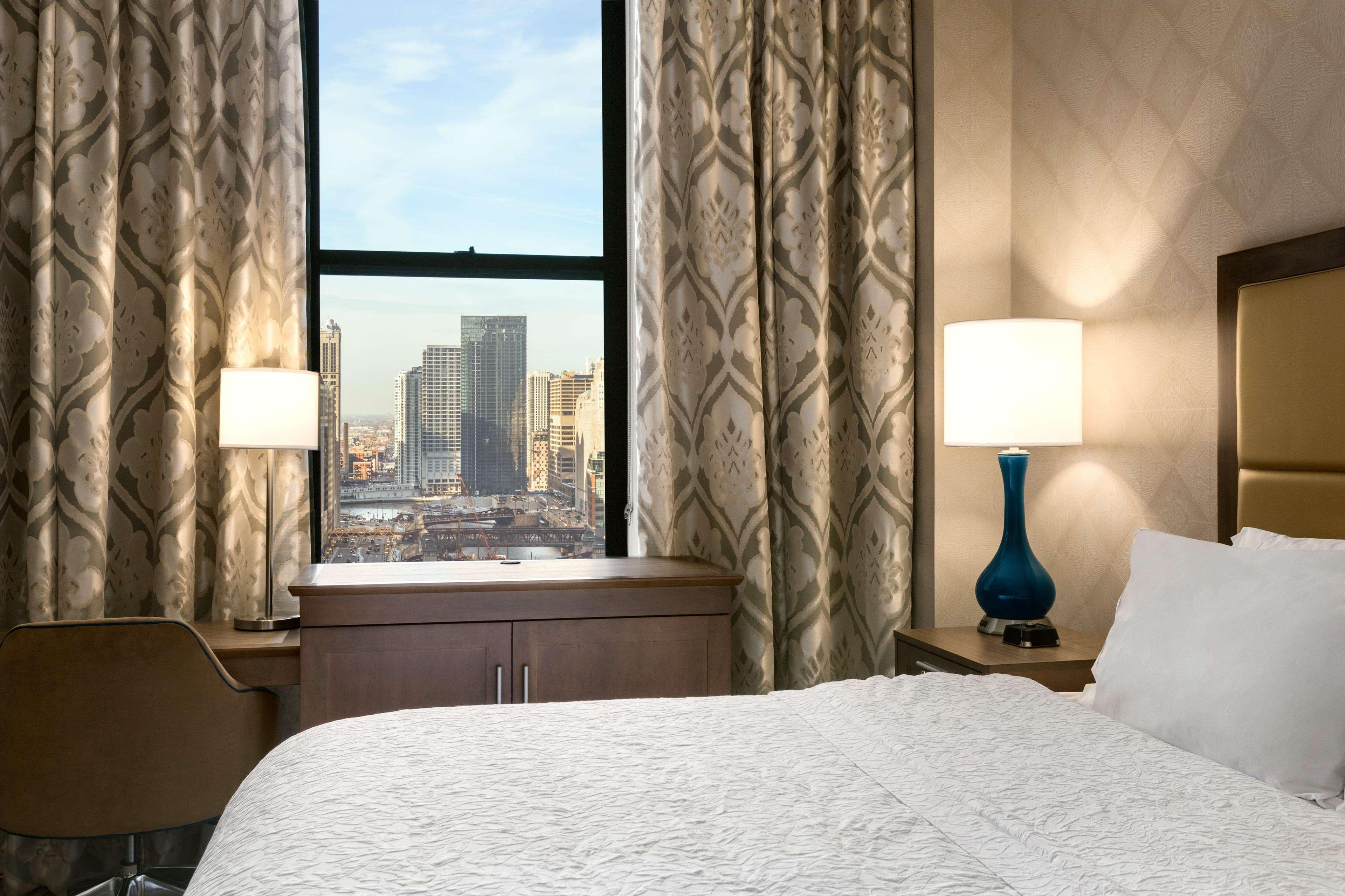 Hampton Inn Chicago Downtown/N Loop/Michigan Ave Екстер'єр фото
